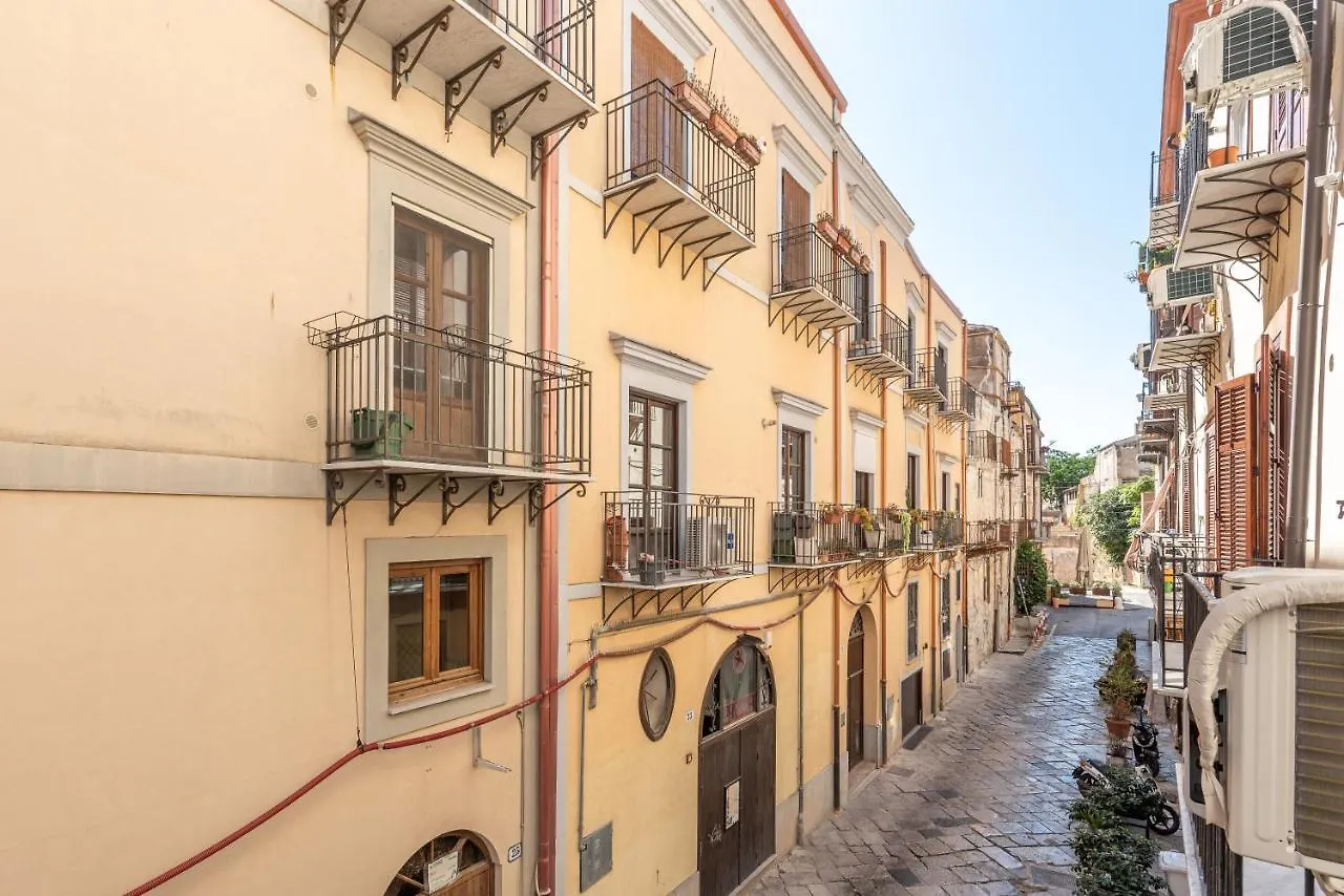 Vetriera 22 Apartment Palermo Italy